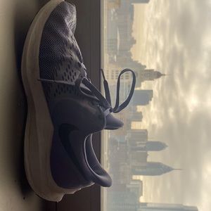 Nike Women's gym shoes US 8.5/ UK 6